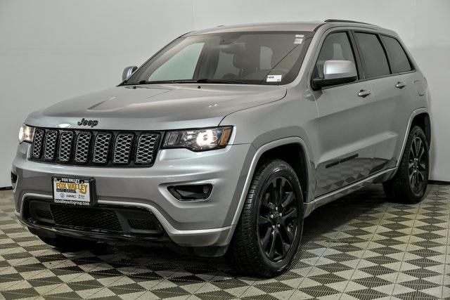 used 2017 Jeep Grand Cherokee car, priced at $17,490