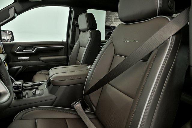 new 2026 GMC Sierra 1500 car, priced at $75,435