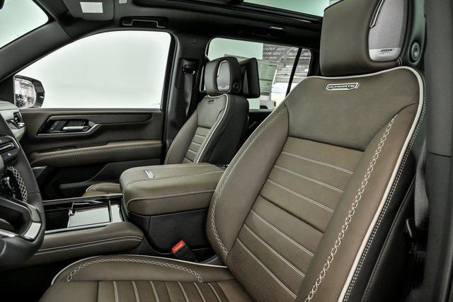 new 2025 GMC Yukon XL car, priced at $111,527