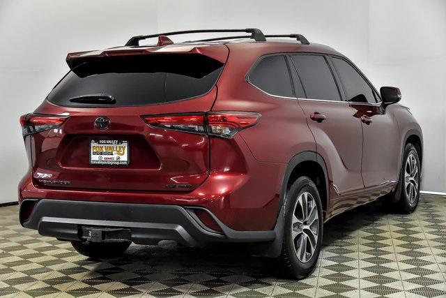 used 2022 Toyota Highlander car, priced at $36,690