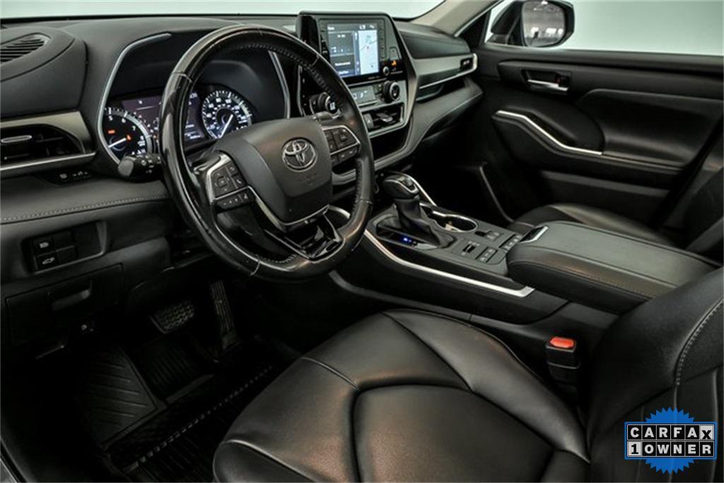 used 2021 Toyota Highlander car, priced at $32,990