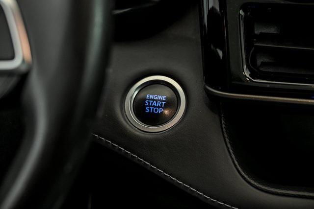 used 2021 Toyota Highlander car, priced at $33,495