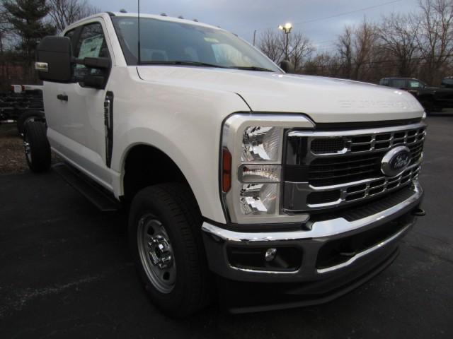 new 2024 Ford F-350 car, priced at $61,630