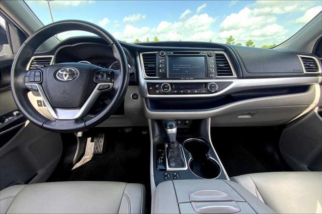 used 2019 Toyota Highlander car, priced at $24,693