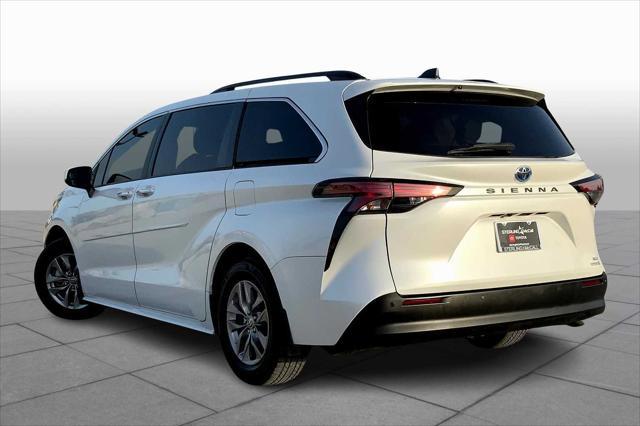 used 2022 Toyota Sienna car, priced at $38,997