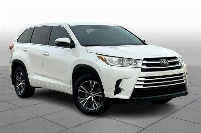 used 2017 Toyota Highlander car, priced at $16,495