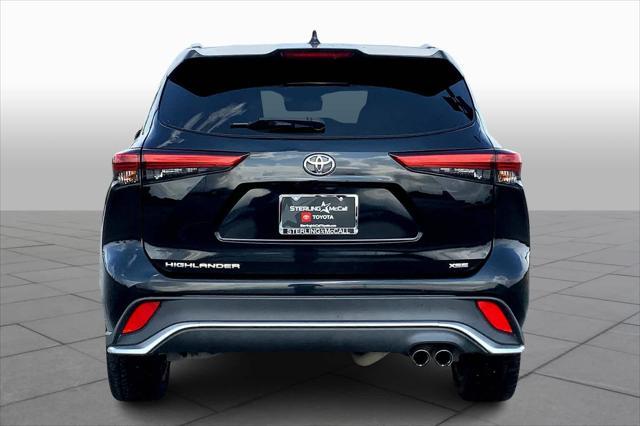 used 2021 Toyota Highlander car, priced at $31,990