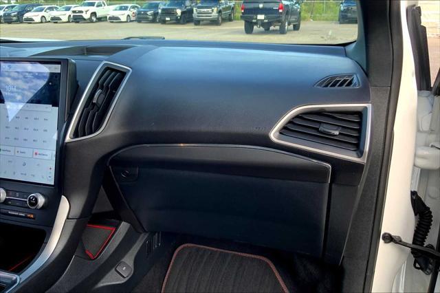 used 2022 Ford Edge car, priced at $25,952