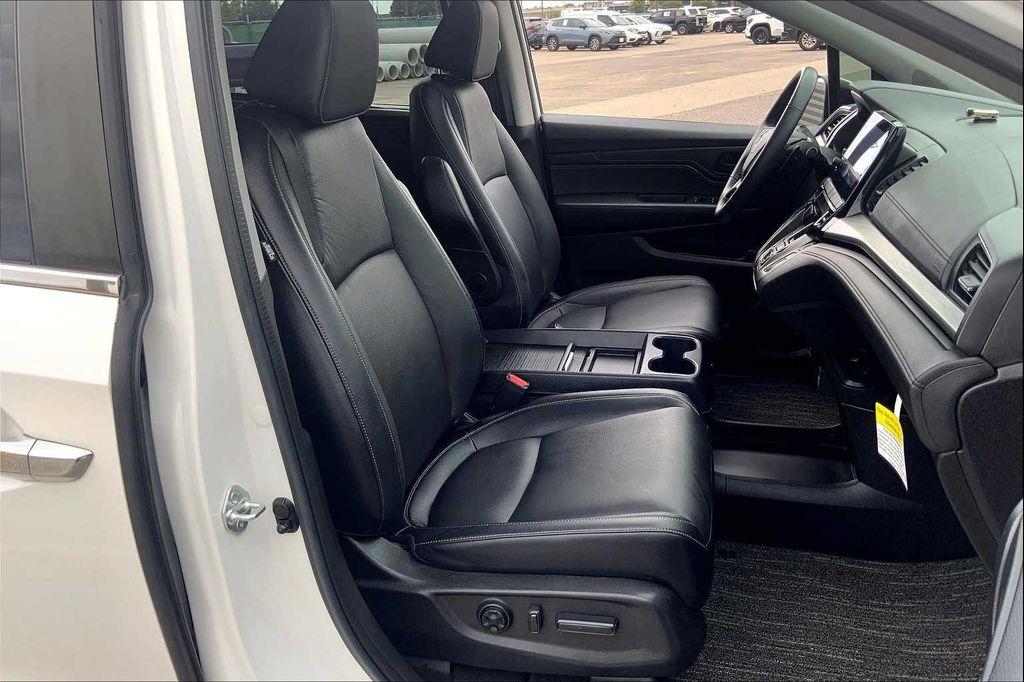 used 2023 Honda Odyssey car, priced at $35,500