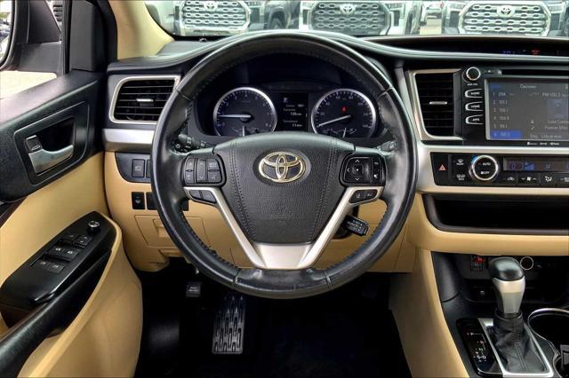 used 2018 Toyota Highlander car, priced at $26,836