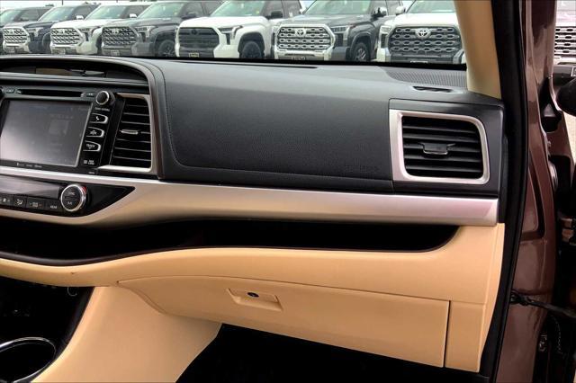 used 2018 Toyota Highlander car, priced at $26,836