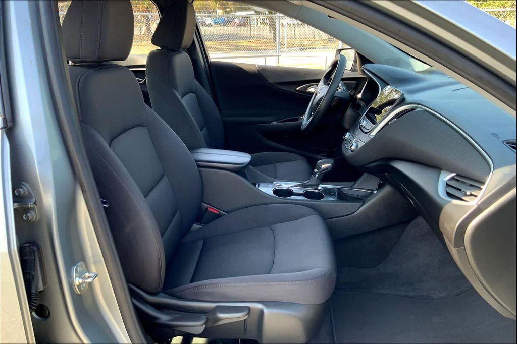 used 2024 Chevrolet Malibu car, priced at $17,994