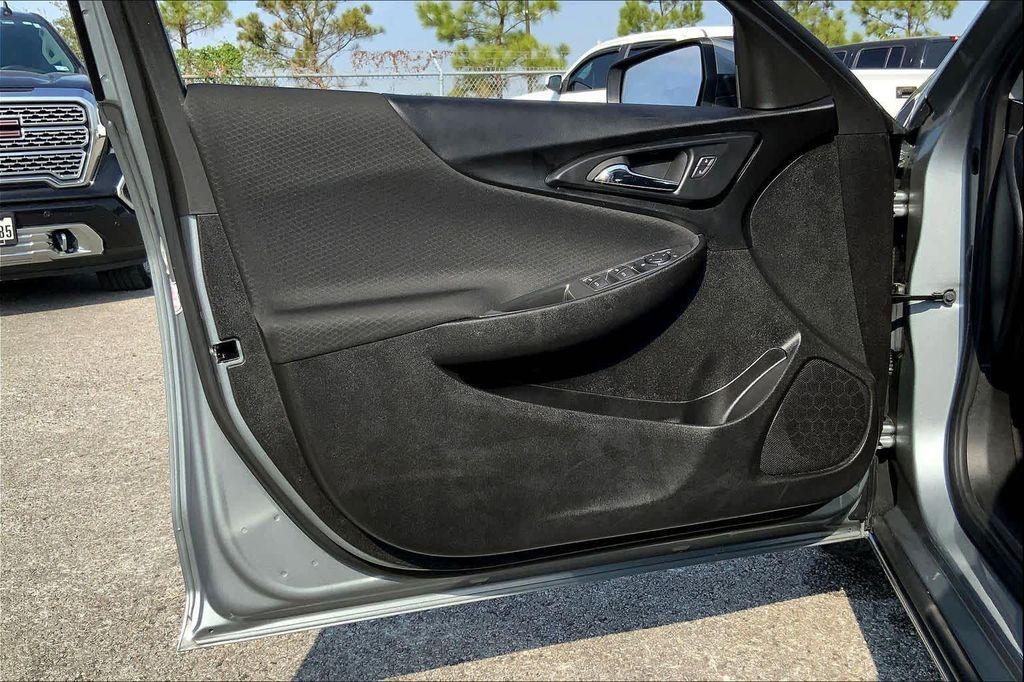 used 2024 Chevrolet Malibu car, priced at $17,994