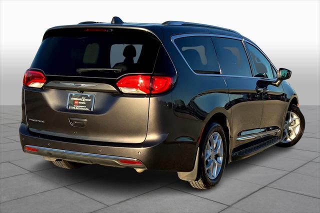 used 2020 Chrysler Pacifica car, priced at $30,912