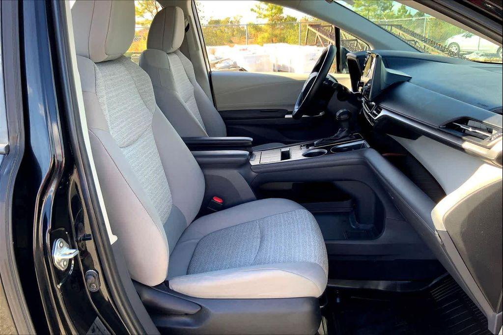 used 2022 Toyota Sienna car, priced at $30,499