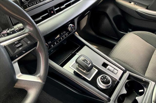 used 2023 Mitsubishi Outlander car, priced at $21,997