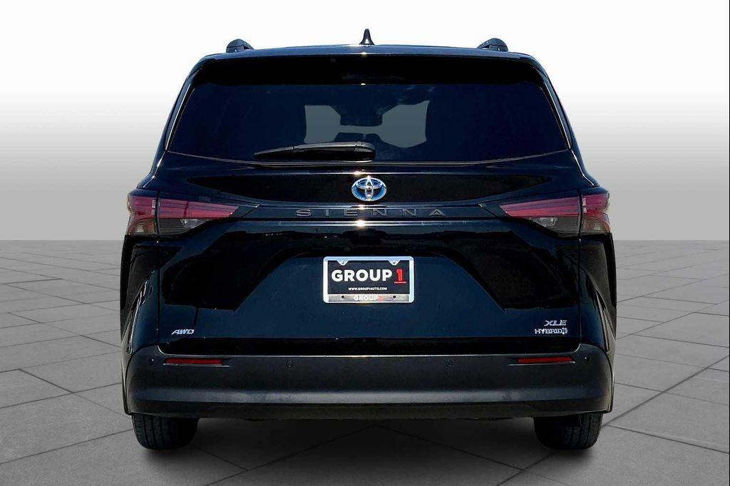 used 2022 Toyota Sienna car, priced at $30,984