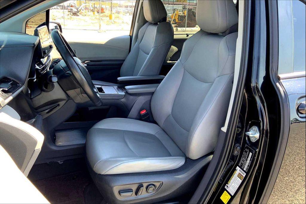 used 2022 Toyota Sienna car, priced at $30,984