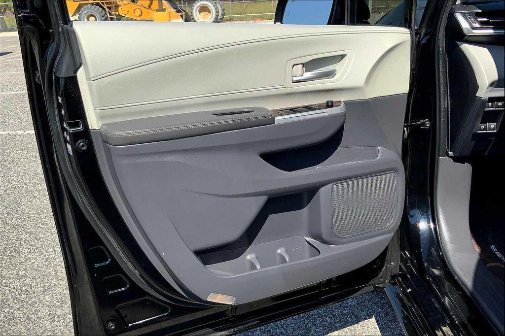 used 2022 Toyota Sienna car, priced at $30,984