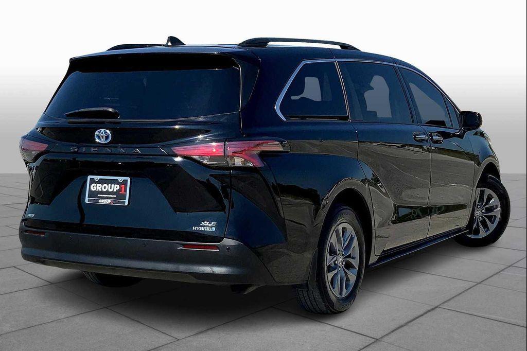 used 2022 Toyota Sienna car, priced at $30,984