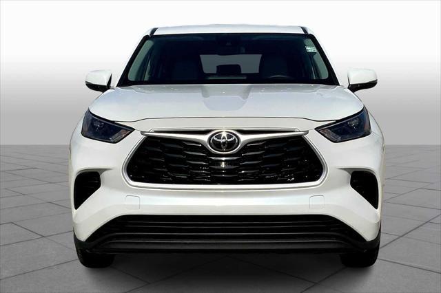 used 2023 Toyota Highlander car, priced at $31,992