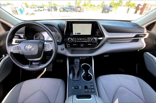 used 2023 Toyota Highlander car, priced at $31,992