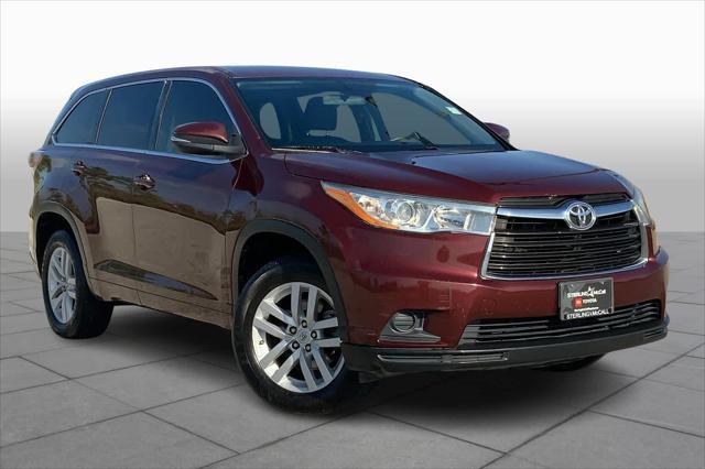 used 2014 Toyota Highlander car, priced at $15,337