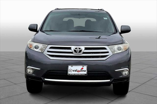 used 2013 Toyota Highlander car, priced at $12,499