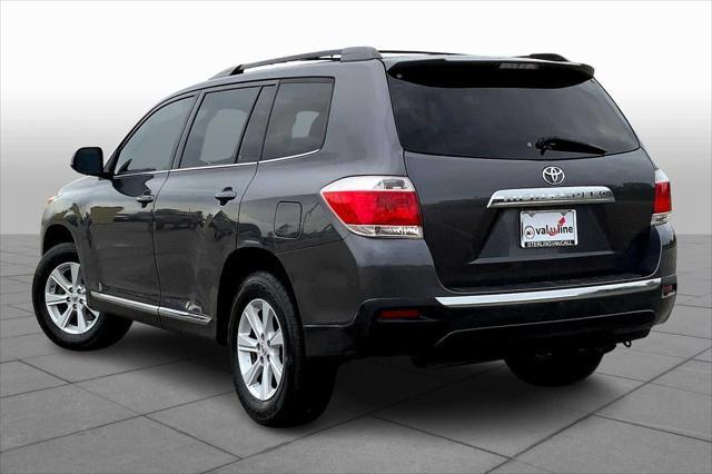 used 2013 Toyota Highlander car, priced at $12,499