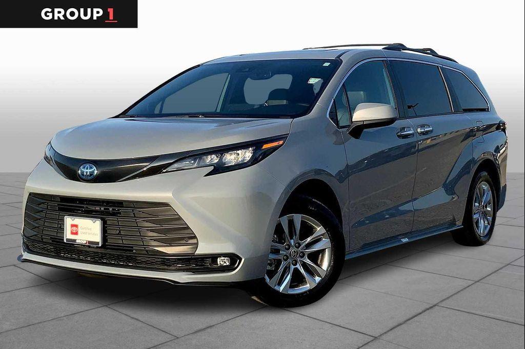 used 2023 Toyota Sienna car, priced at $47,701