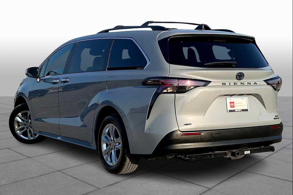 used 2023 Toyota Sienna car, priced at $47,701