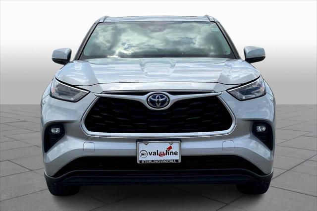 used 2022 Toyota Highlander Hybrid car, priced at $34,754