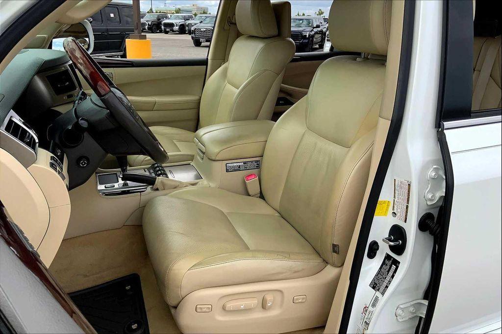 used 2013 Lexus LX 570 car, priced at $24,998