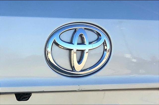 used 2023 Toyota Highlander car, priced at $38,978