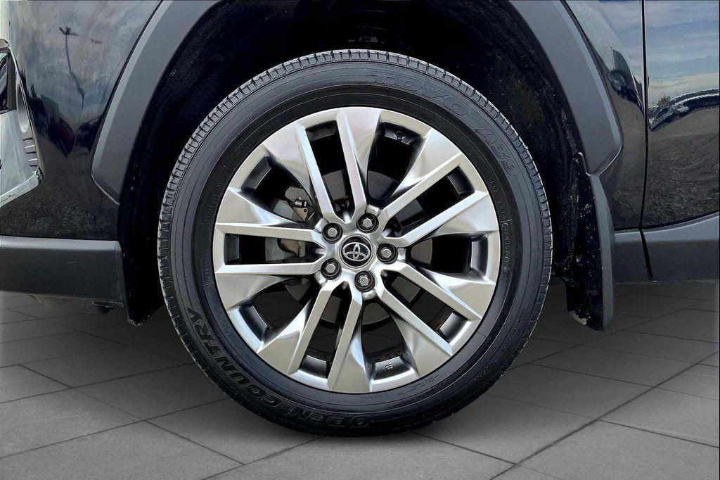 used 2021 Toyota RAV4 car, priced at $27,900