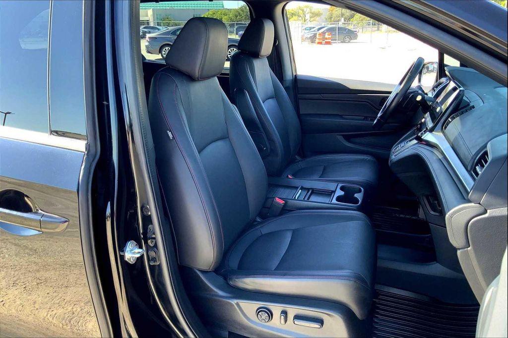 used 2023 Honda Odyssey car, priced at $32,568