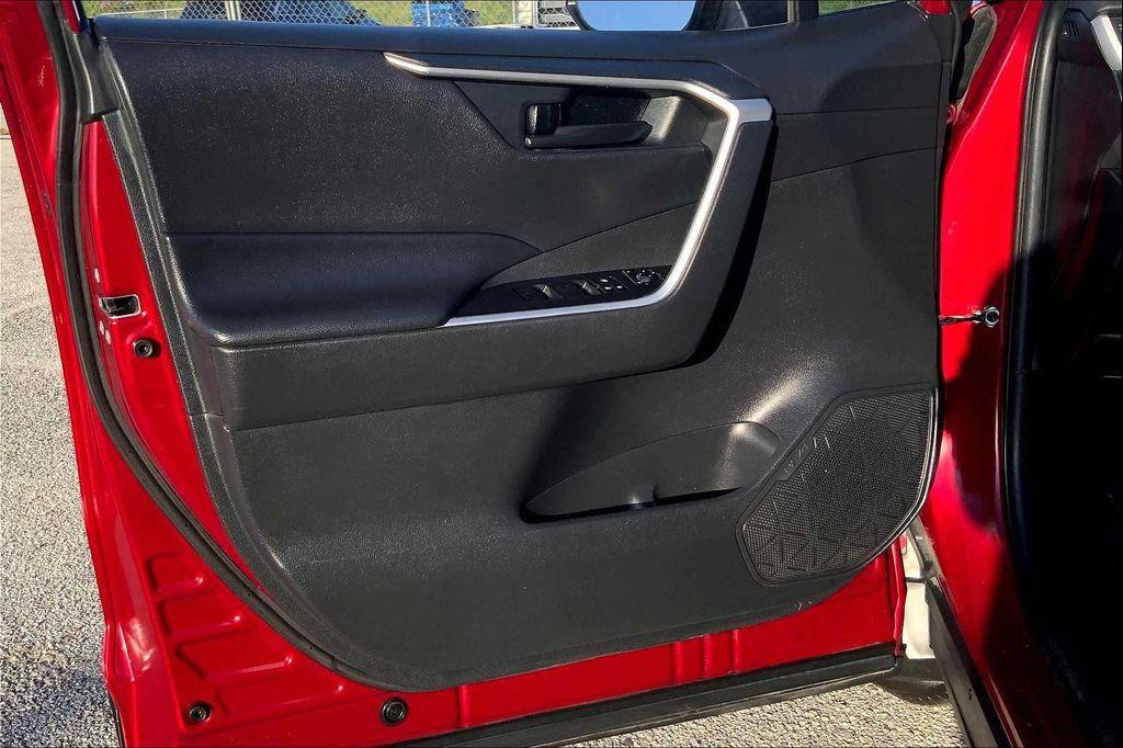 used 2020 Toyota RAV4 car, priced at $20,989