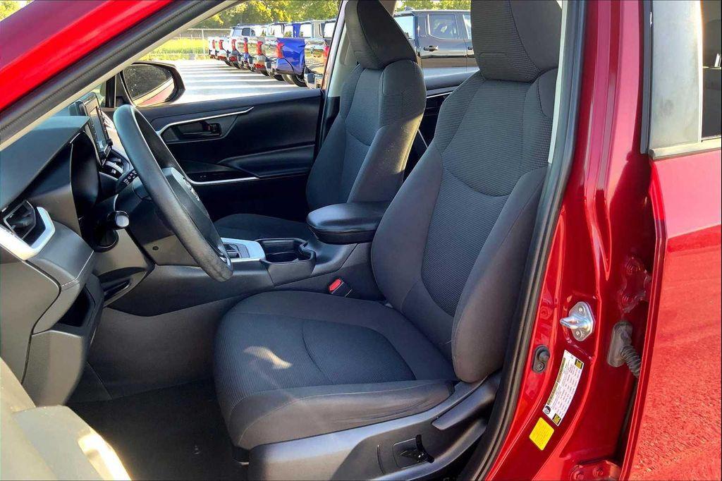 used 2020 Toyota RAV4 car, priced at $20,989