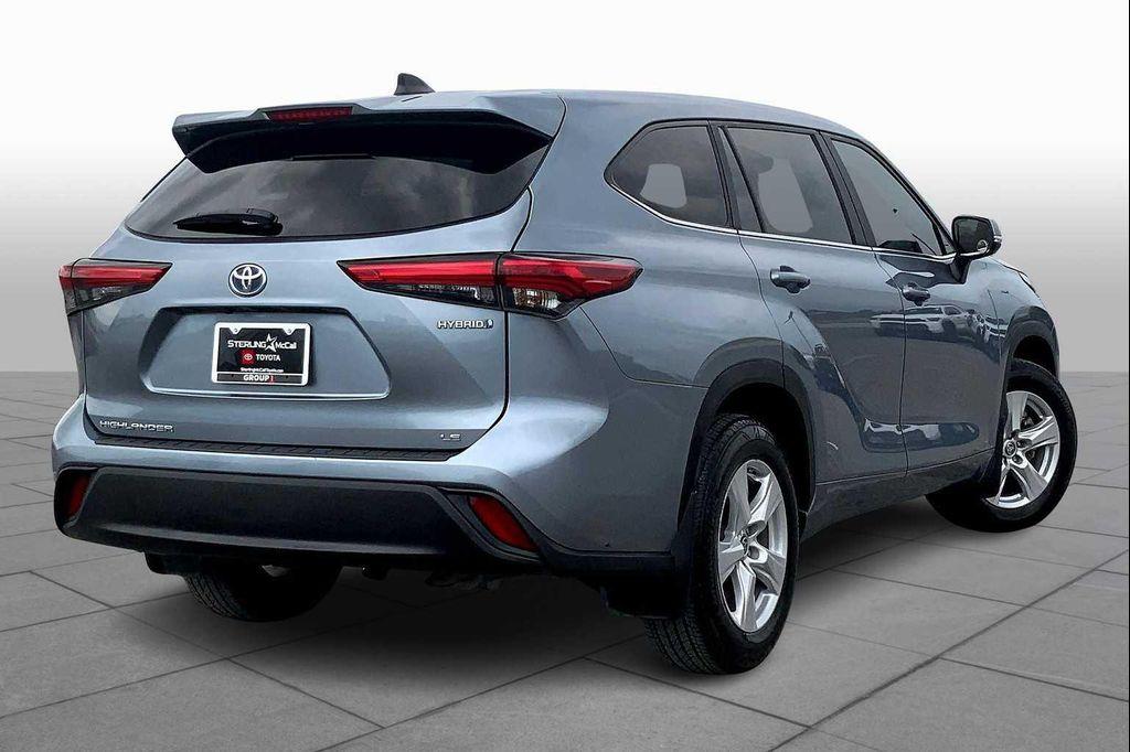 used 2023 Toyota Highlander Hybrid car, priced at $27,900