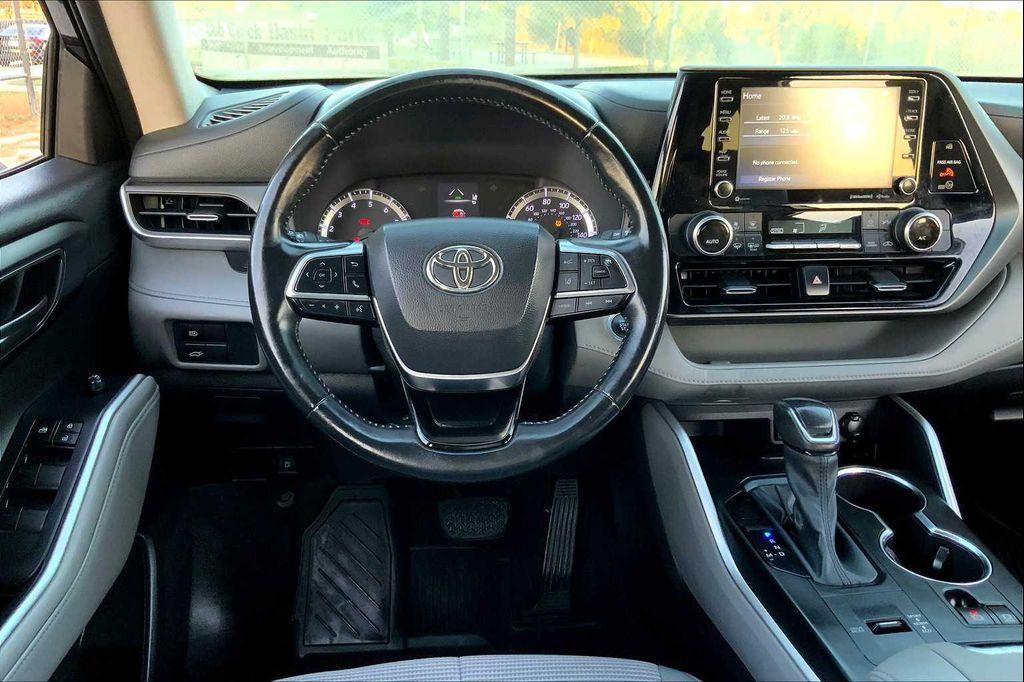 used 2021 Toyota Highlander car, priced at $20,744