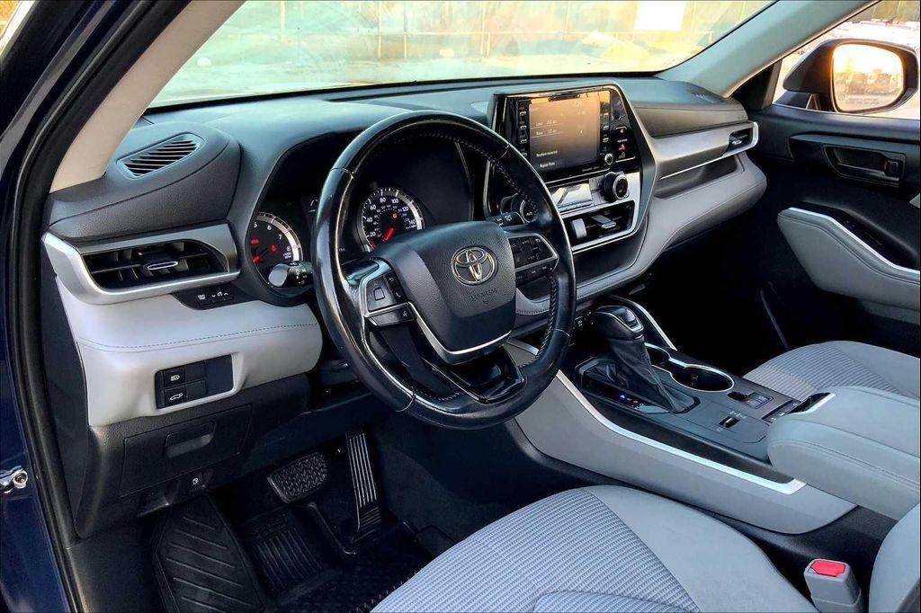used 2021 Toyota Highlander car, priced at $20,744