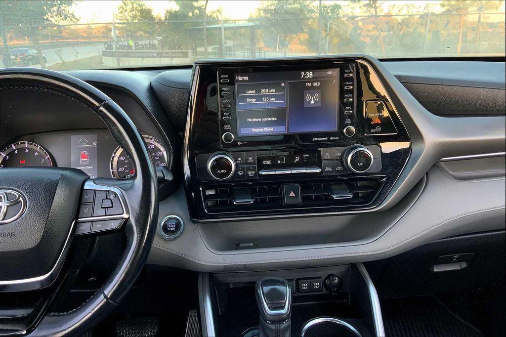 used 2021 Toyota Highlander car, priced at $20,744