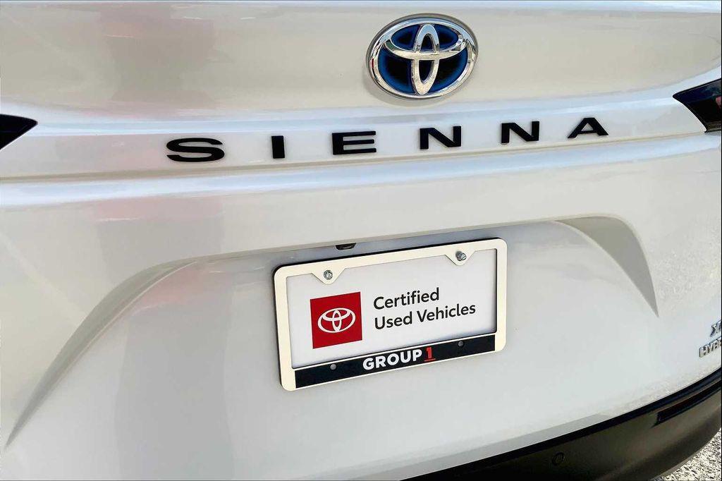 used 2022 Toyota Sienna car, priced at $41,988