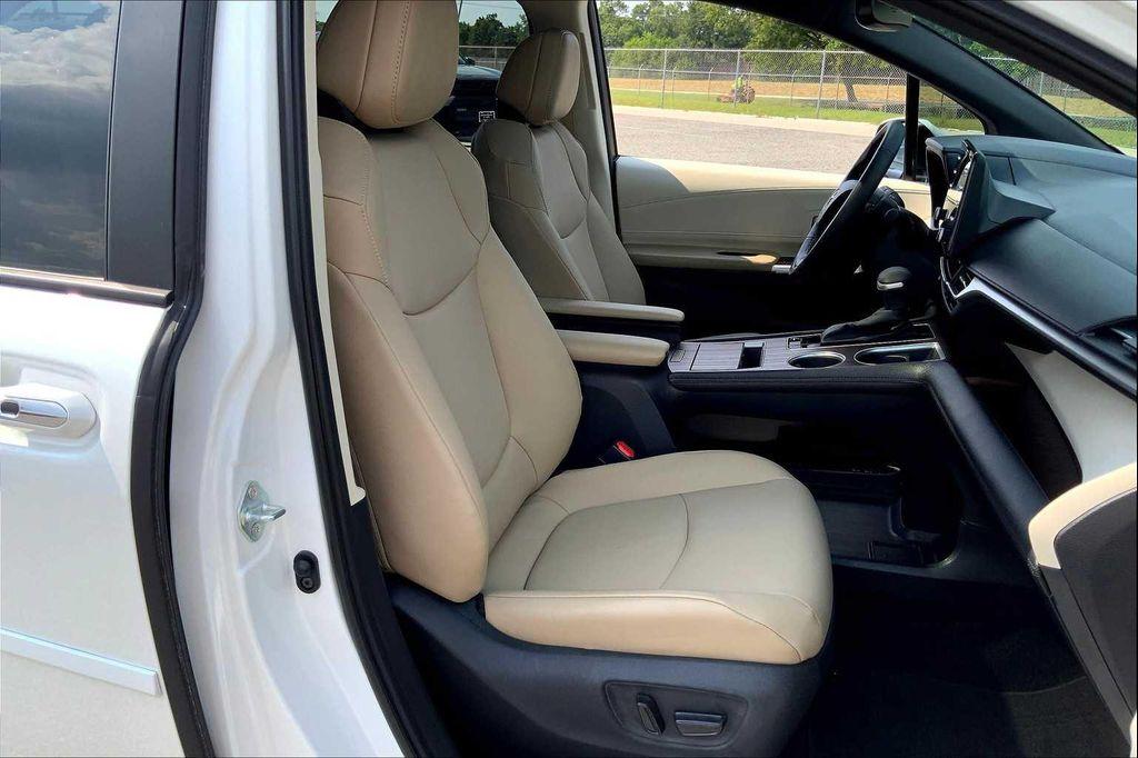 used 2022 Toyota Sienna car, priced at $41,988