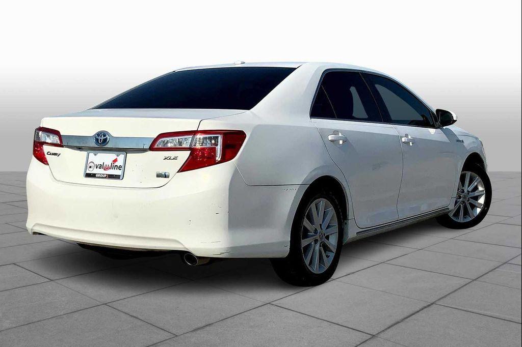 used 2014 Toyota Camry Hybrid car, priced at $12,997