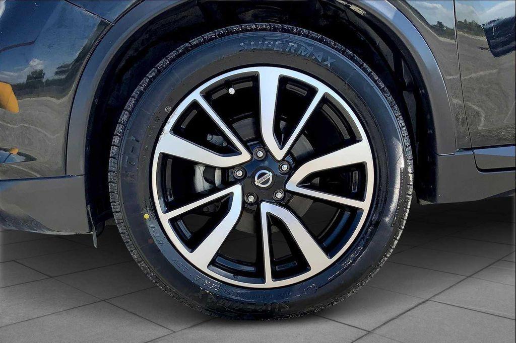 used 2020 Nissan Rogue car, priced at $16,998