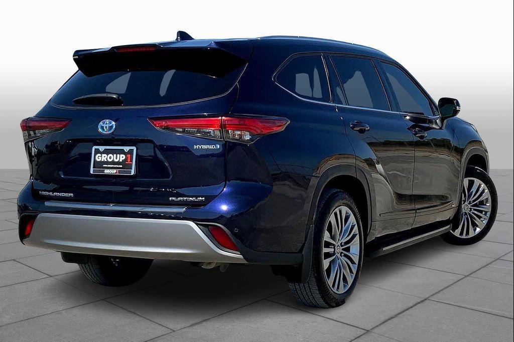 used 2022 Toyota Highlander Hybrid car, priced at $47,258