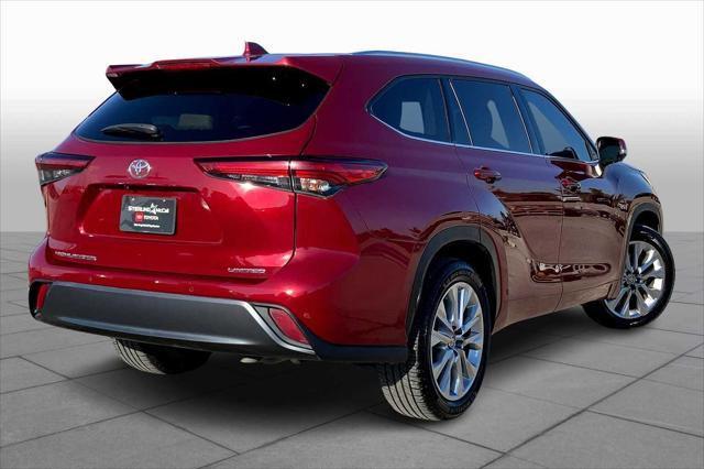 used 2021 Toyota Highlander car, priced at $35,584