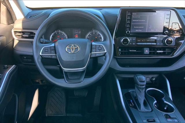 used 2022 Toyota Highlander car, priced at $30,798