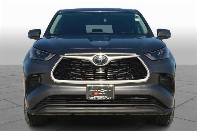 used 2022 Toyota Highlander car, priced at $30,798